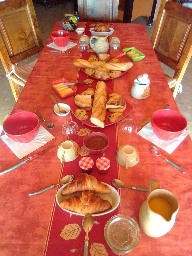 Domaine Des Cigales, Chambre D'Hotes Saint-Martin-d'Aout المظهر الخارجي الصورة
